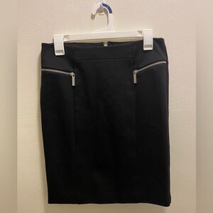 Michael by Michael Kors black pencil skirt with gold accents size 6